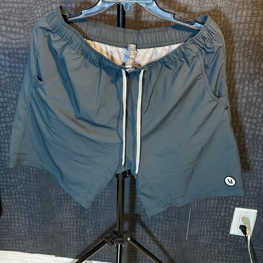 Vuori Kore Shorts Large